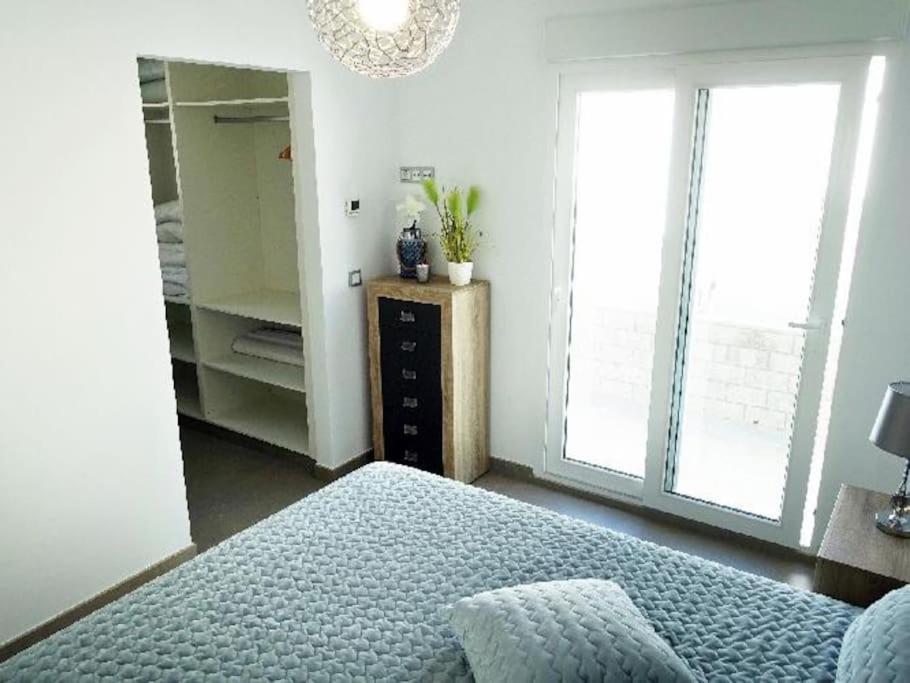 Villa Domicil De Luxe Торевиеха Екстериор снимка