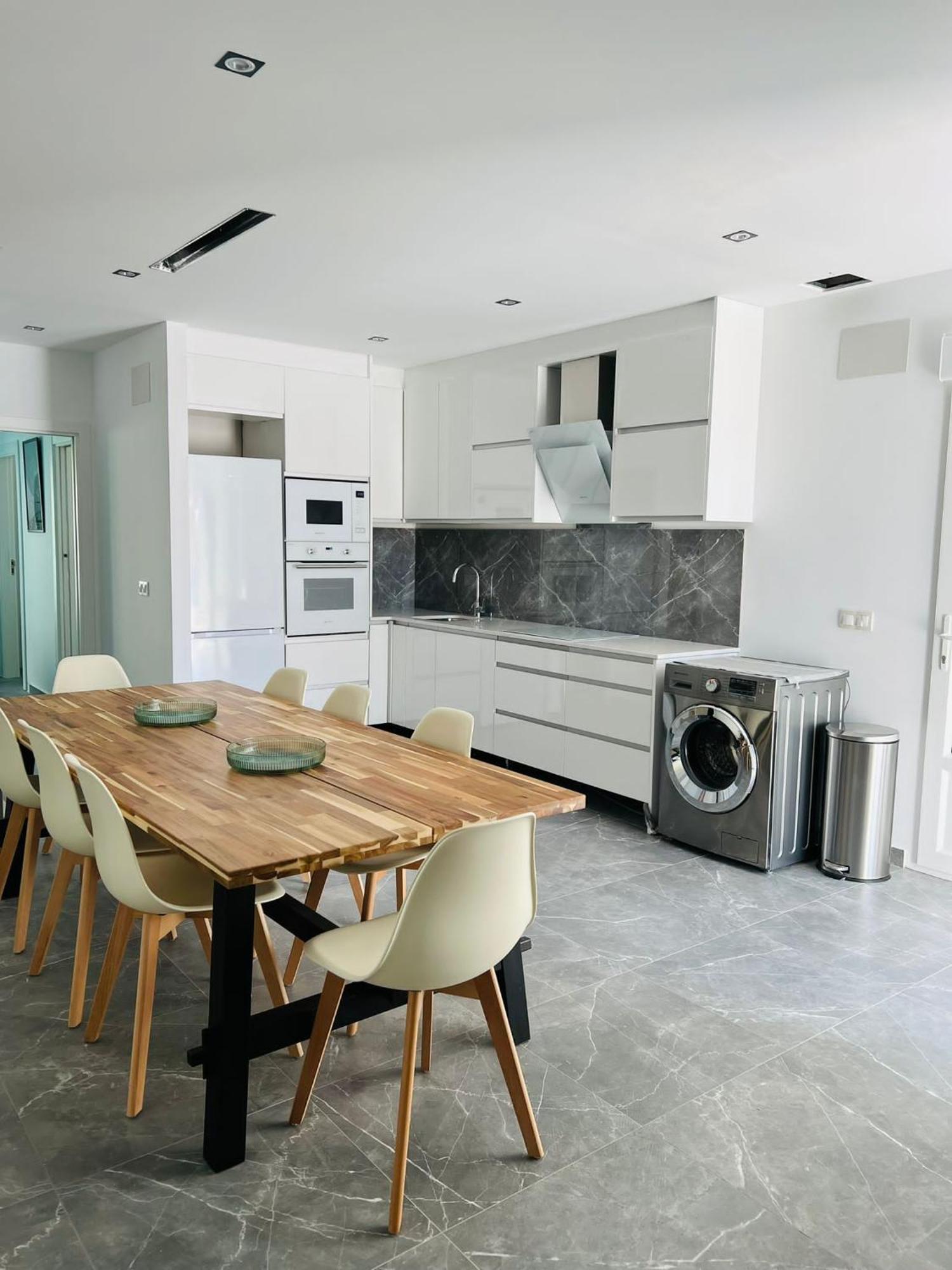 Villa Domicil De Luxe Торевиеха Екстериор снимка